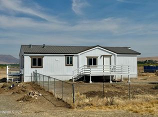 6105 Amos Dr, Winnemucca, NV 89445