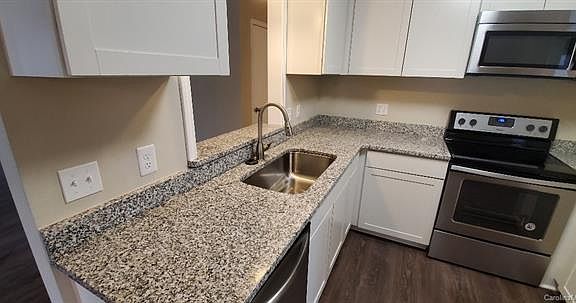 4th image of 9108 Winter Moss Ct
