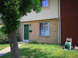 102 Myrtle Ct, Lindenwold, NJ 08021