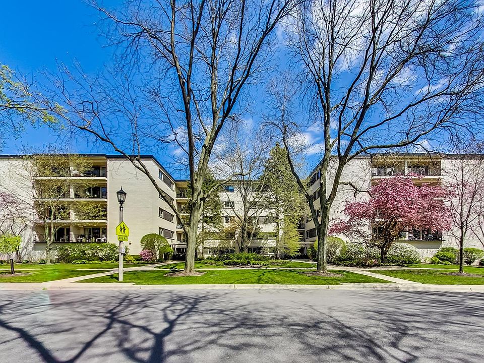 1st image of 407 Franklin Ave APT 1A