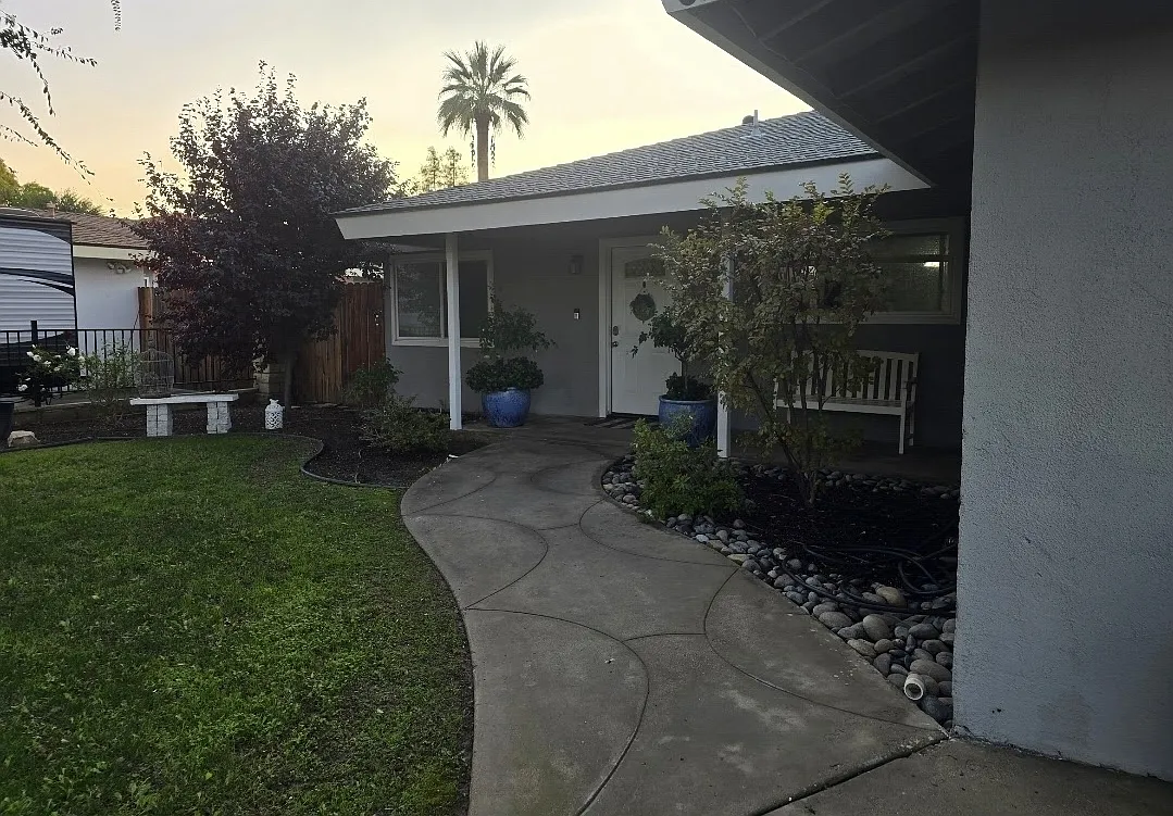4 bed, 1804 sqft, $775 — Photo 2