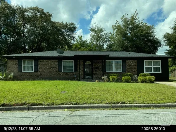 2135 Mississippi Avenue, Savannah, GA 31404