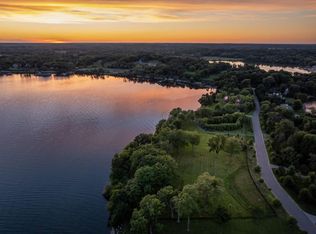 1415 Bracketts Point Rd, Wayzata, MN 55391