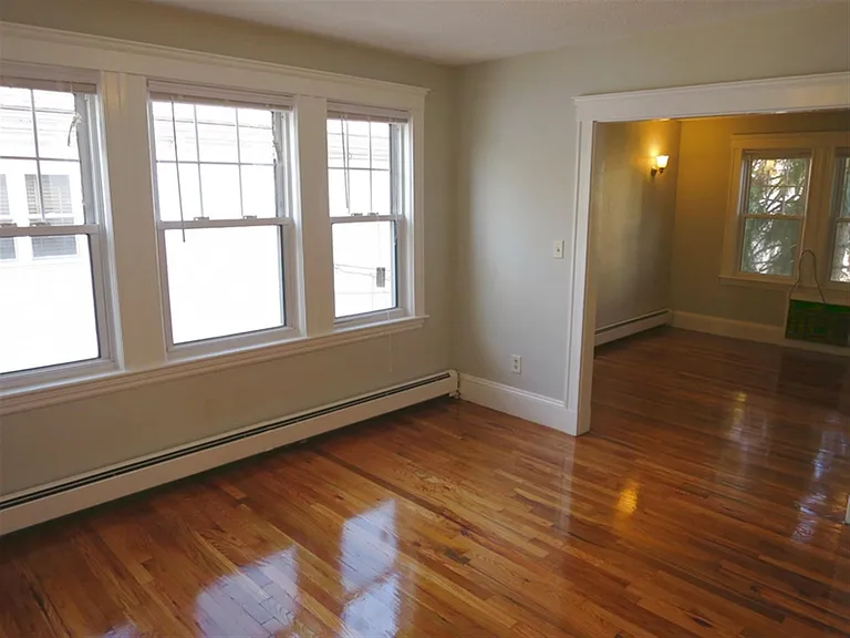 40 Sterling St #2 — Photo 14