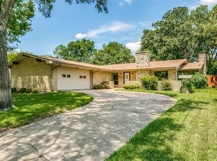 1013 Sleepy Hollow Dr N, Irving, TX 75061