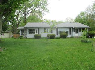 144 Ems R2b Ln, Pierceton, IN 46562