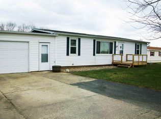 4615 N 100 E, Howe, IN 46746