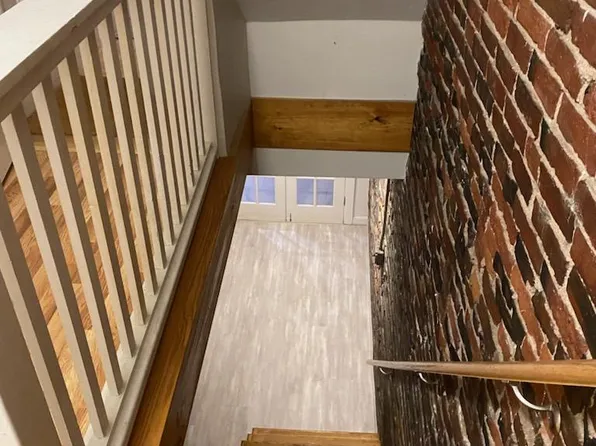 37 Grove St APT 1, Boston, MA 02114