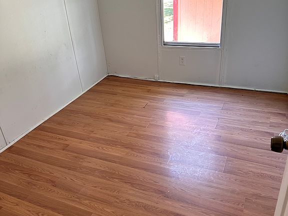 5th image of 809 N Lowery Ave