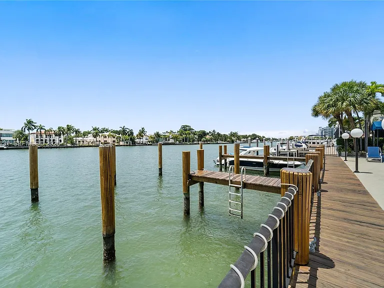 5640 Collins Ave #4D — Photo 24