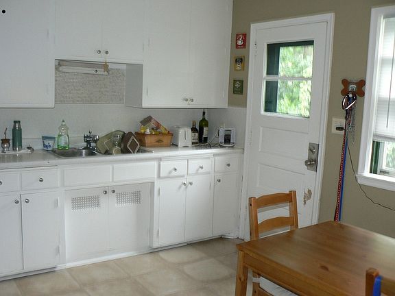 2nd image of 3115 42nd Ave S