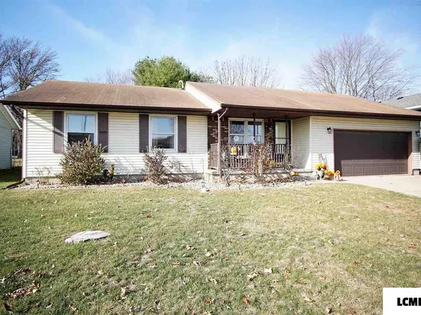 405 Holly Dr, Lincoln, IL 62656
