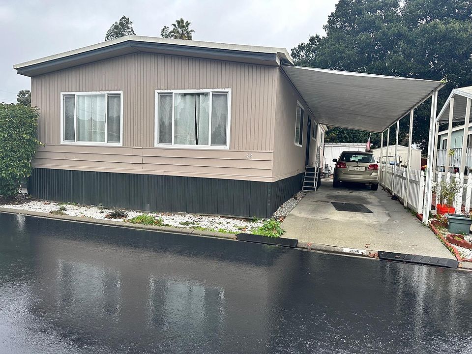 2nd image of 2151 Oakland Rd Spc 44