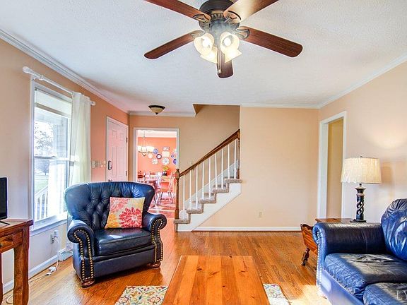 5th image of 1091 Ickleton Pl Lot 9