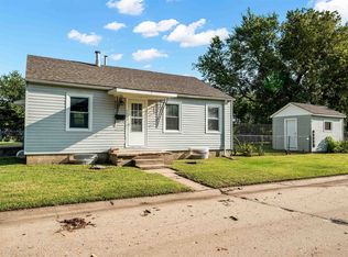 4050 E Whitney Ln, Wichita, KS 67210