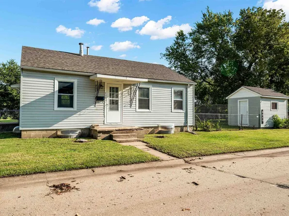4050 E Whitney Ln, Wichita, KS 67210