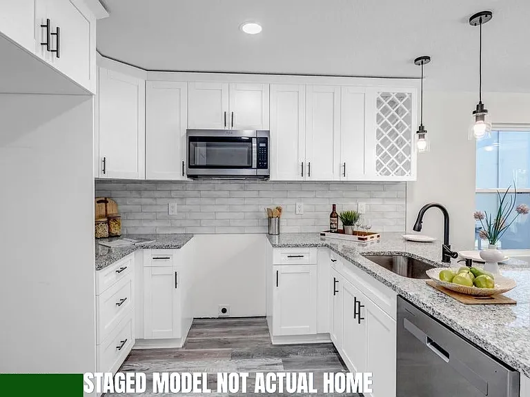 1203 Neva St — Photo 8