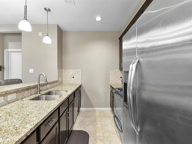 241 Lenox St — Photo 18