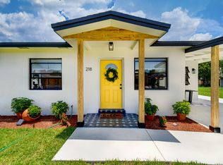 218 SW 10th Ave, Delray Beach, FL 33444