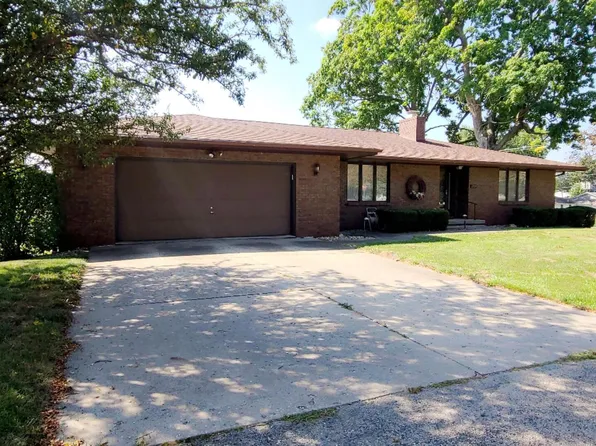 1200 8th Ave, Fulton, IL 61252
