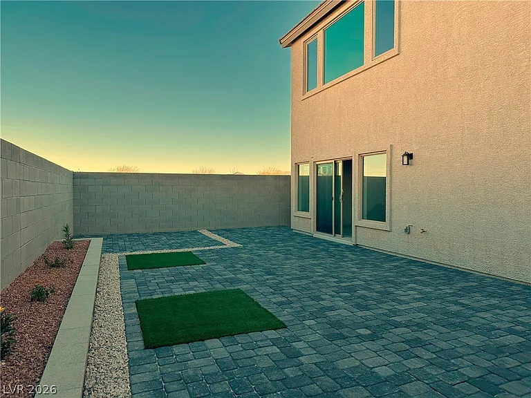 696 Stone Hammer Ave — Photo 34