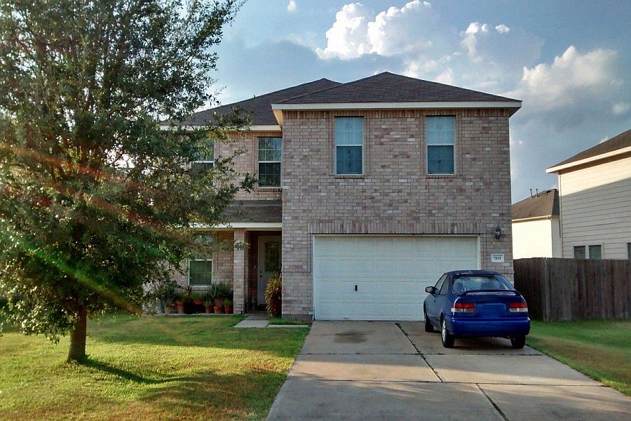1st image of 7819 Chatham Springs Ln