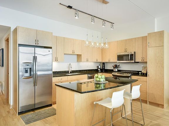 4th image of 1120 2nd St S #506