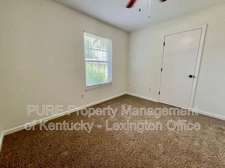 1212 Fenwick Rd — Photo 11