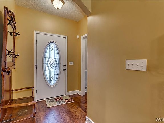3rd image of 451 Prairie Field Dr