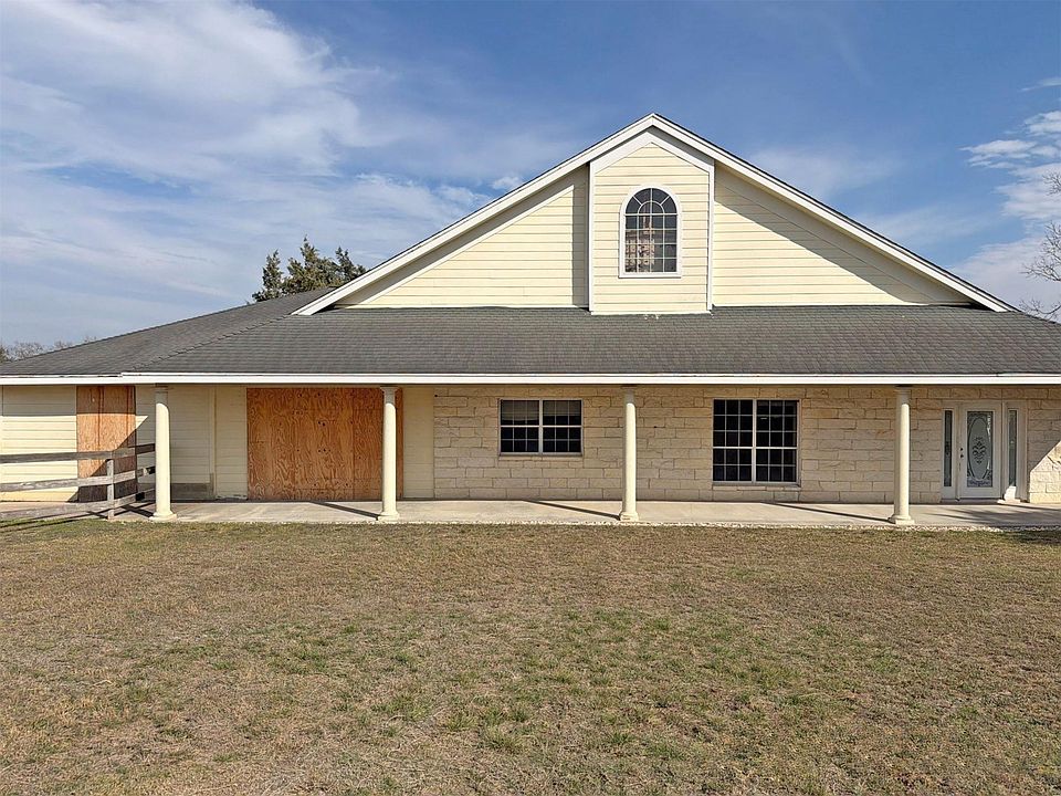 1st image of 400 Homeyer Mountain Rd