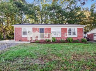 403 Robinson Clemmer Rd, Dallas, NC 28034