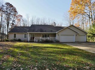 15236 Kelly St, Spring Lake, MI 49456