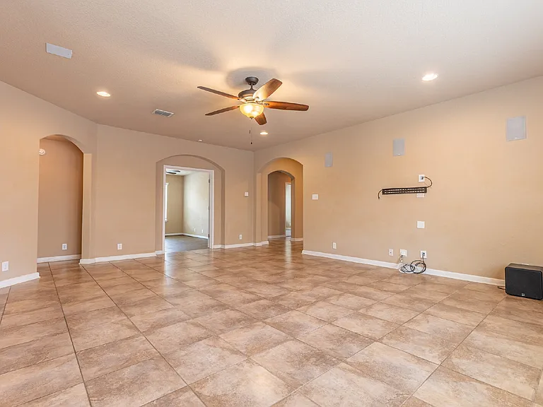 7111 Watertrout Bay — Photo 11