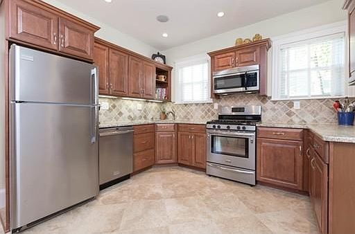 2nd image of 15 Haslet St #1