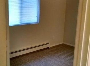 17325 Coronado Rd APT 2, Eagle River, AK 99577