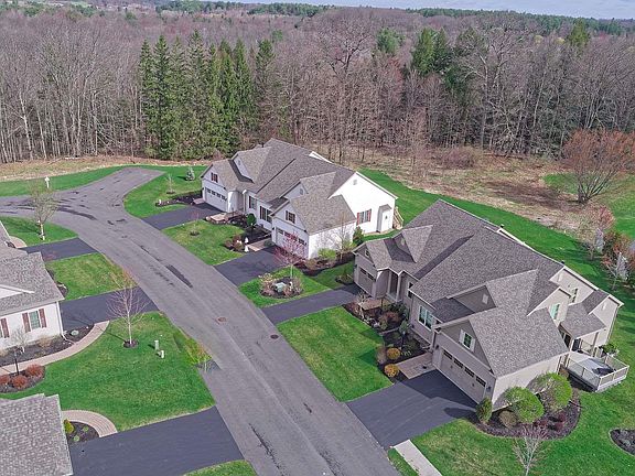 2nd image of 69 Eagles Gate