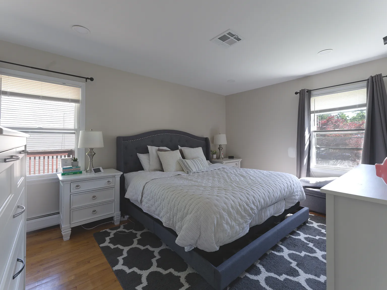 4 bed, 1646 sqft, $3,750 — Photo 4
