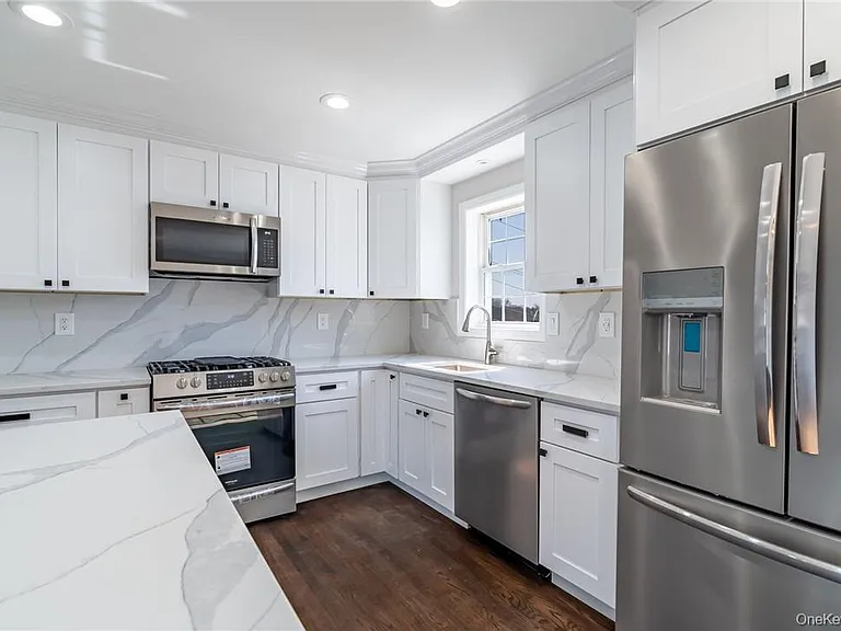 35 Harrison Ave — Photo 7
