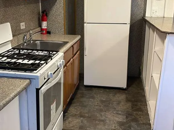 6954 Aberdeen Rd, Upper Darby, PA 19082