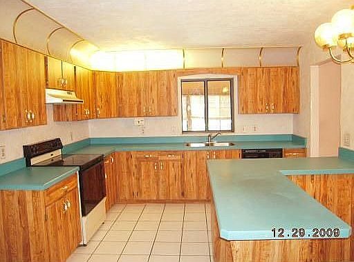 Large Eat In Kitchen