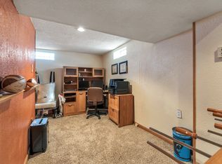 12100 Brookston Dr, Cincinnati, OH 45240