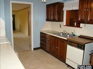 27 Maple Rd, York, PA 17403