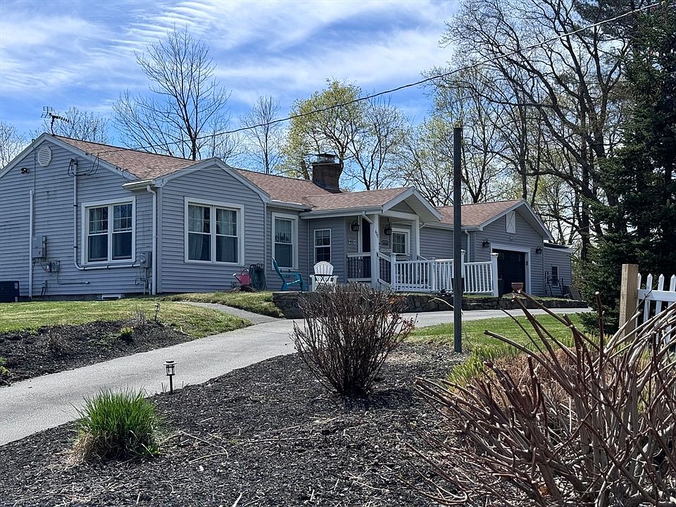 400 Read St, Attleboro, MA 02703 Zillow