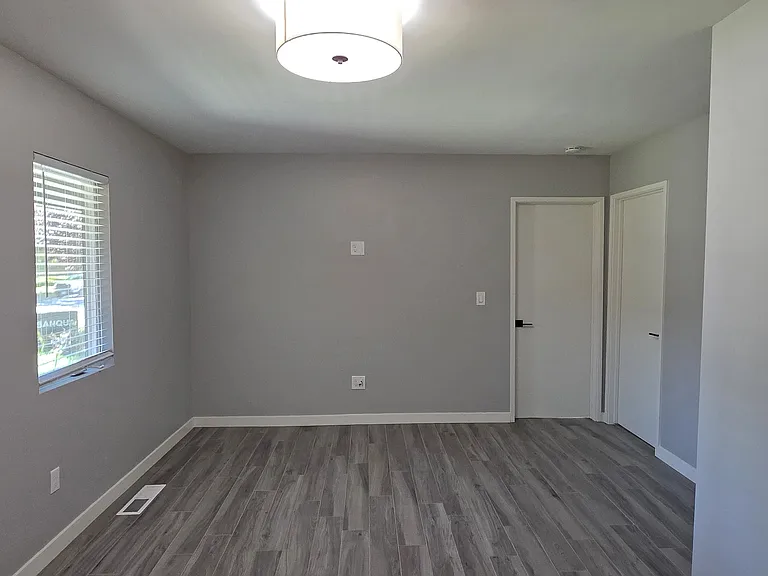 3901 H St #3 — Photo 10