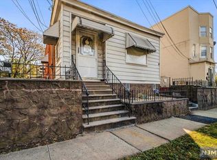 122-124 Eastern Pkwy, Irvington, NJ 07111