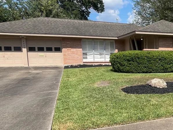 5442 Kinglet St, Houston, TX 77096