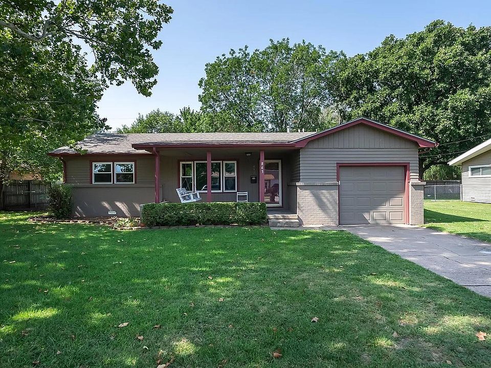 1st image of 843 N Brownthrush Ln