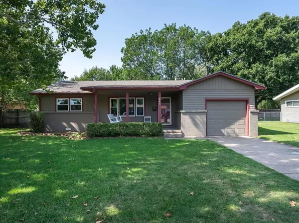 843 N Brownthrush Ln, Wichita, KS 67212
