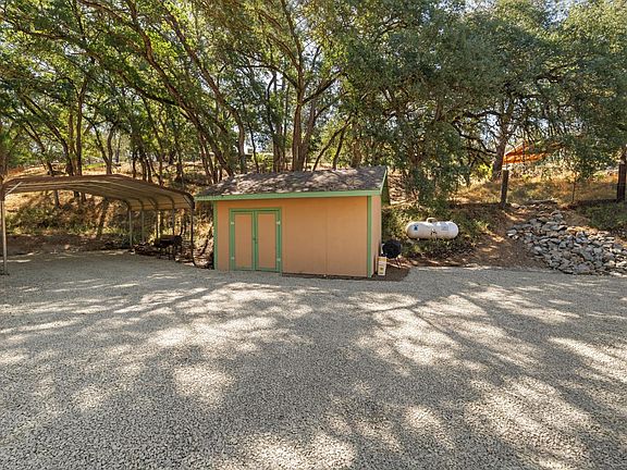 2nd image of 8749 Stinson View Rd