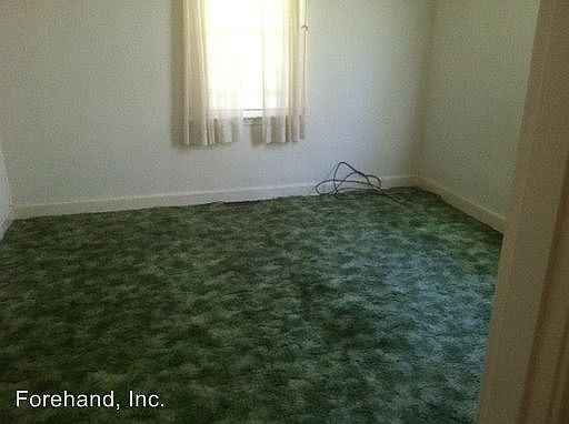 5th image of 2042 Hughes Ave